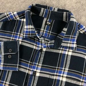 UNIQLO Flannel Shirt Mens Medium Blue White Plaid Long Sleeve Button Up Cotton